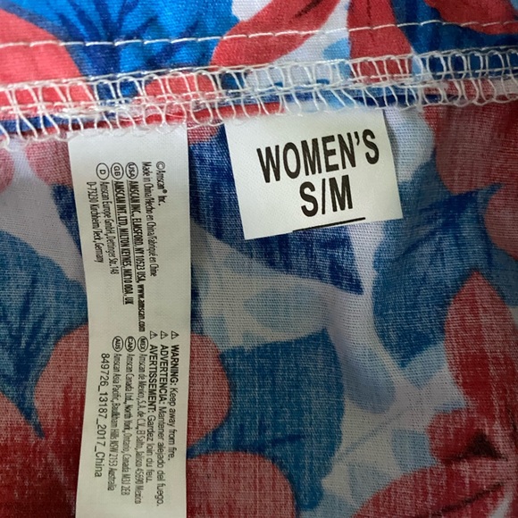 Hawaiian Shirt - Picture 2 of 2